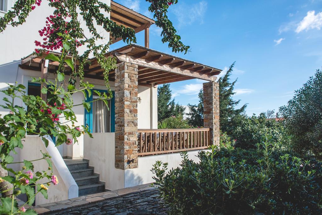Andros Maisonettes Áyios Pétros Стая снимка